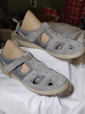 Earth Origins EFFIE 9.5 Women's Gray Shoes